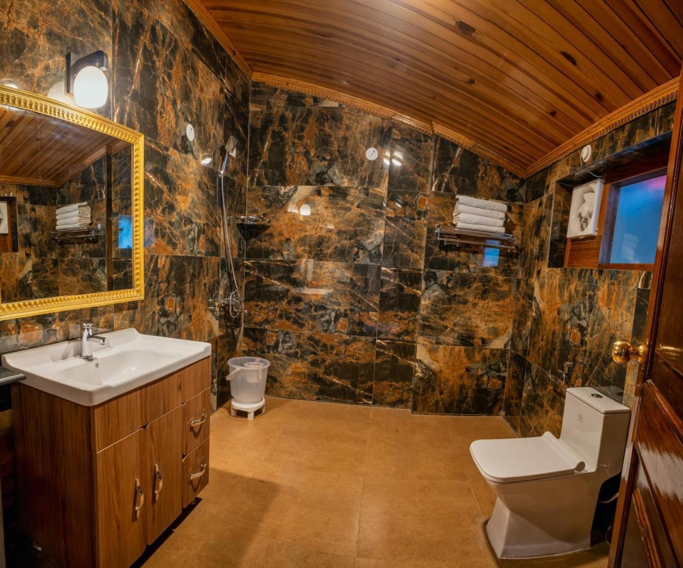 The Hive Cottage By Royal Collection Hotels Nainital Exterior foto